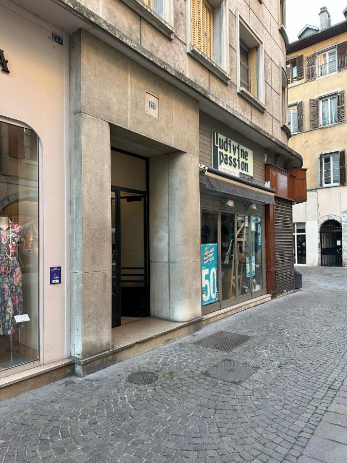 Ecrin De Calme Avec Terrasse Apartamento Chambéry Exterior foto