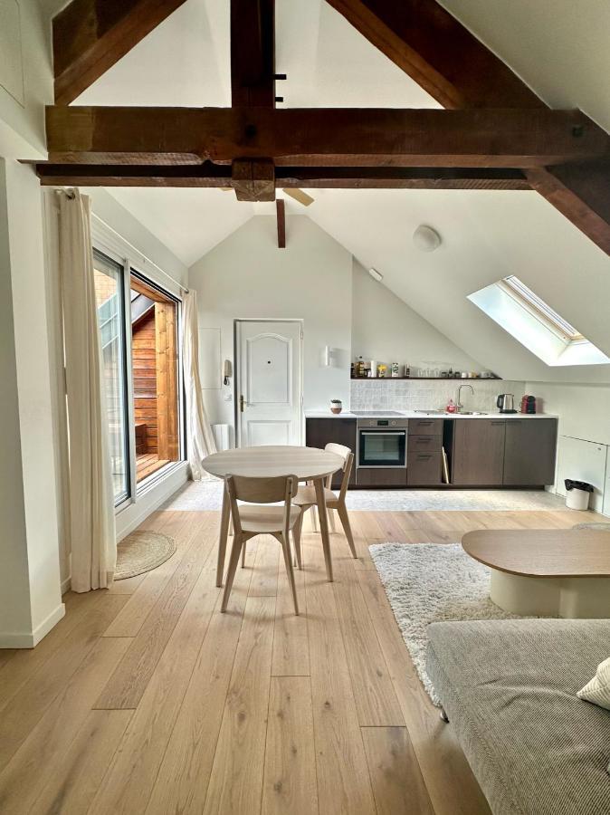 Ecrin De Calme Avec Terrasse Apartamento Chambéry Exterior foto